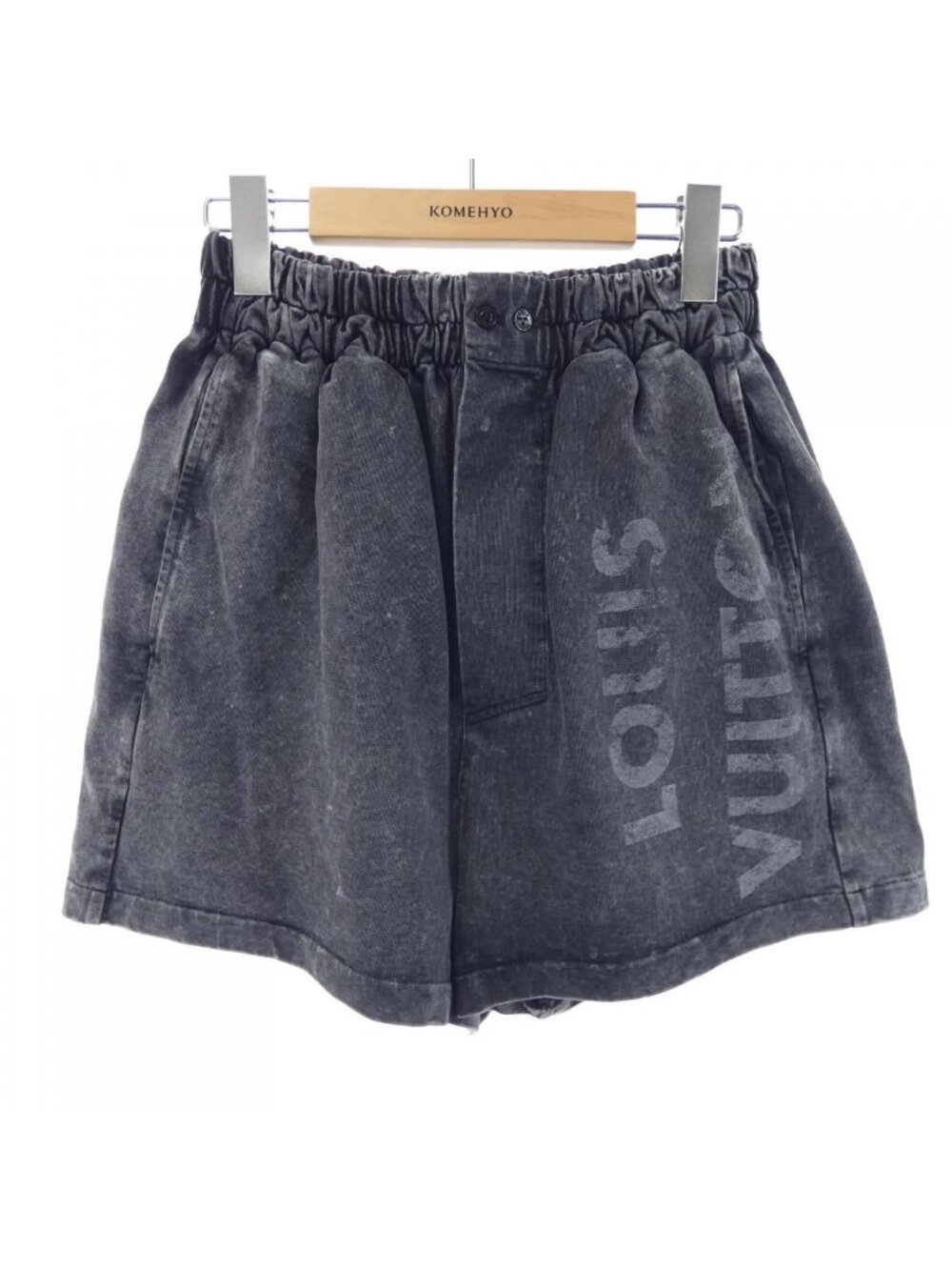 Louis Vuitton Shorts Gray